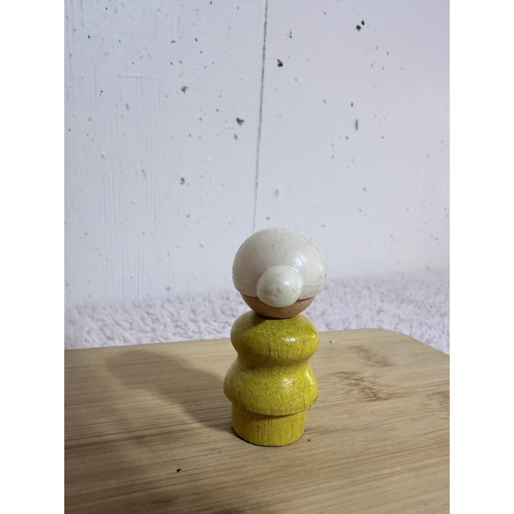 Fisher Price Wood Peg Person Figure White Hair Bun Yellow Body Vintage - Picture 4 of 6